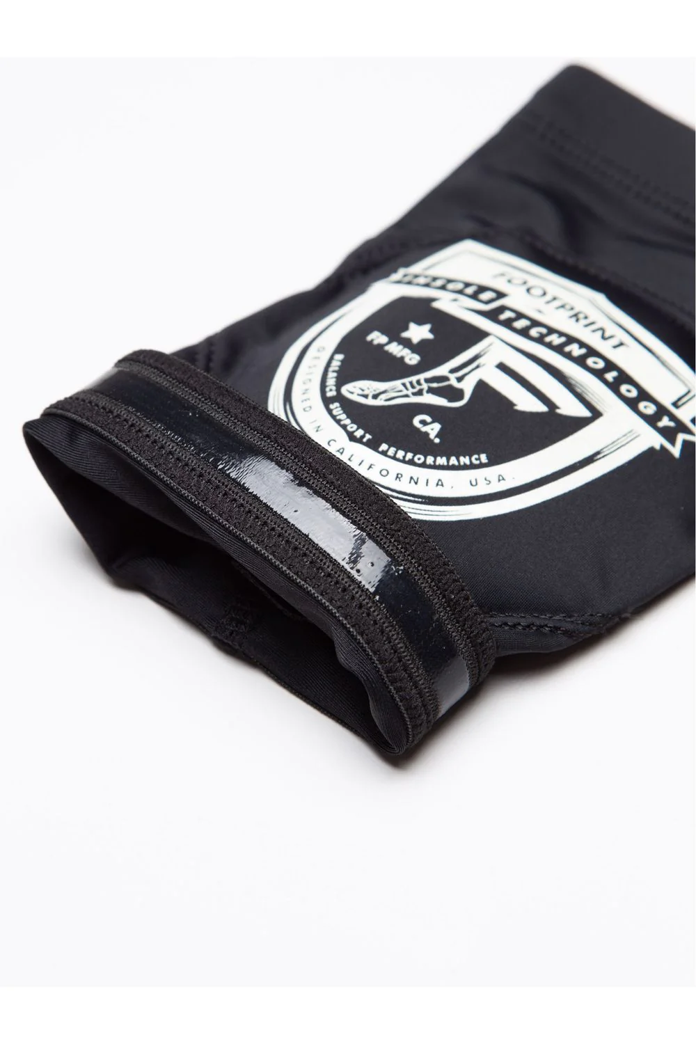 Low Profile Knee Pad Sleeves Shield Logo - Image 2
