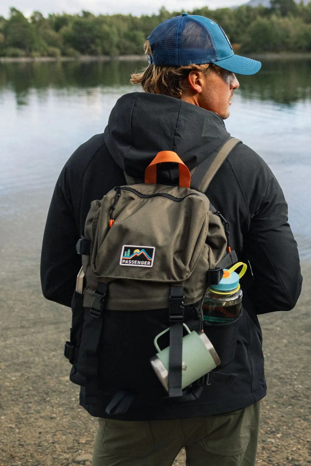 Passenger Boondocker Recycled 26L Backpack Black/Khaki - Image 4